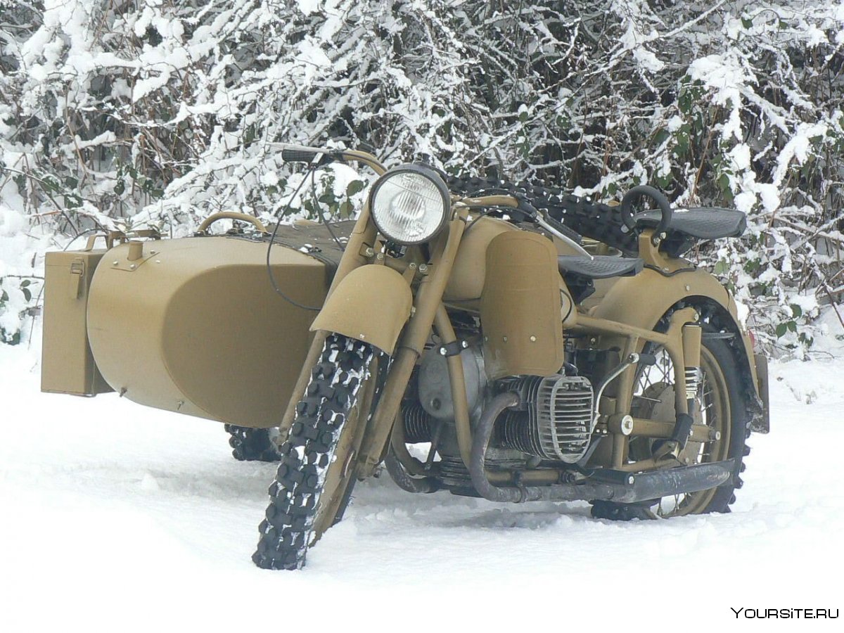 Мотоцикл Урал 1975