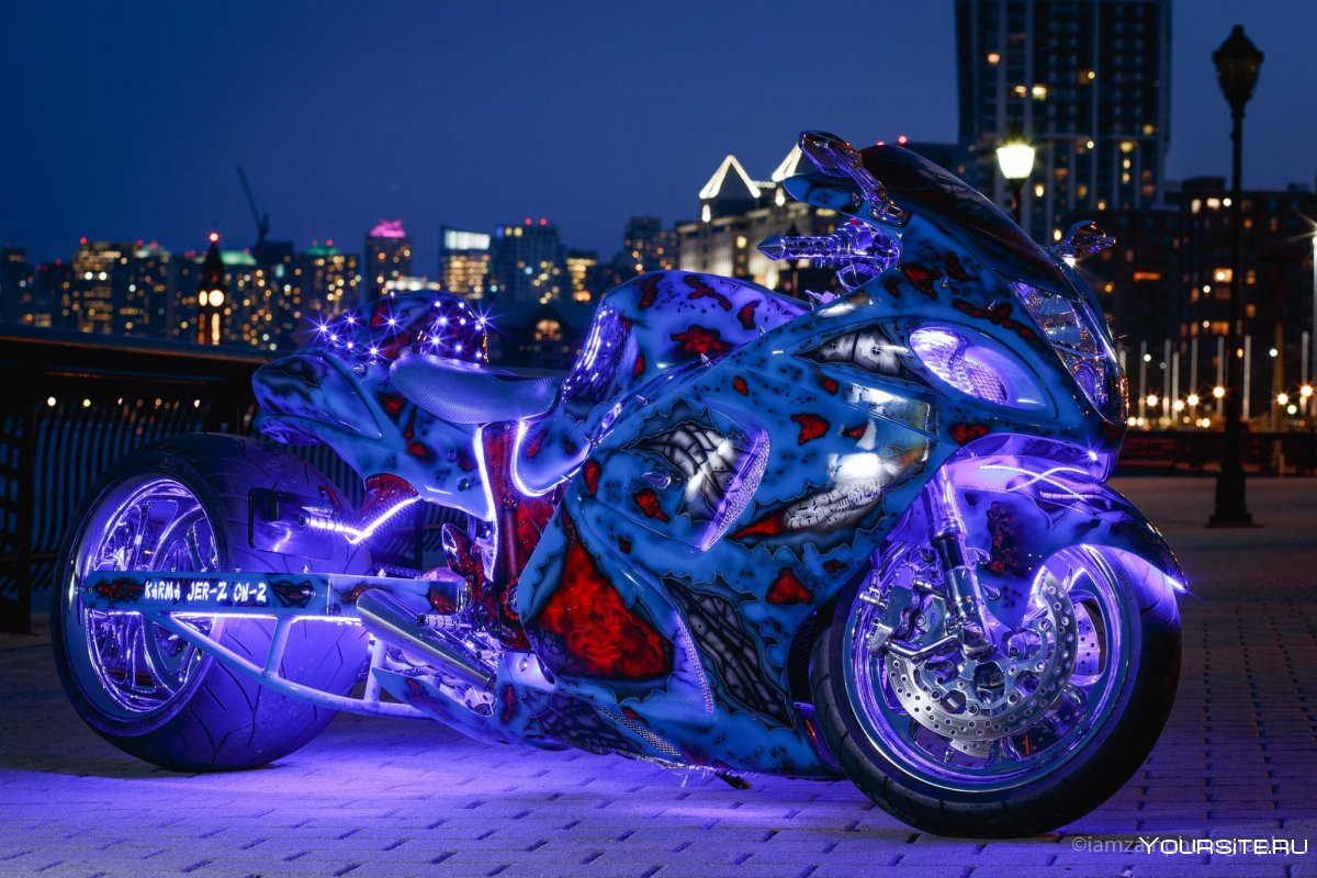 Suzuki Custom Sportbike