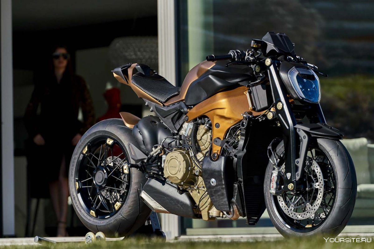 Ducati Streetfighter v4 2019