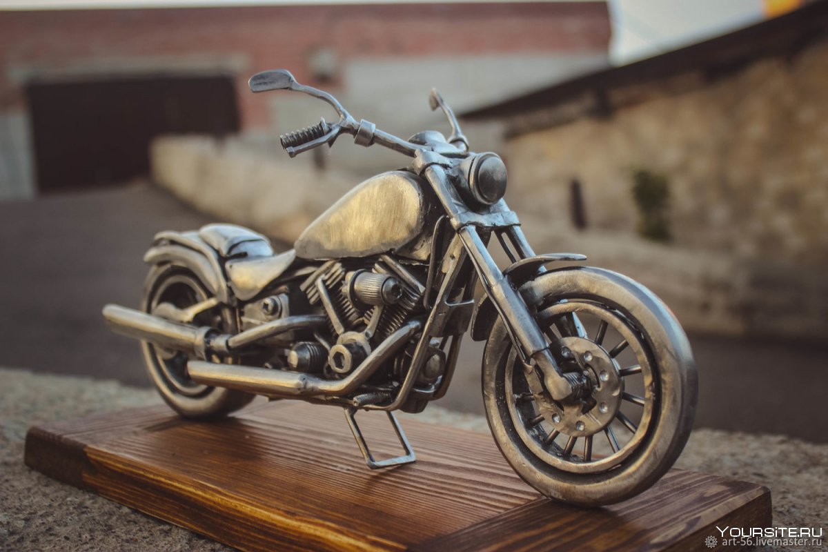 Макет мотоцикла из металла