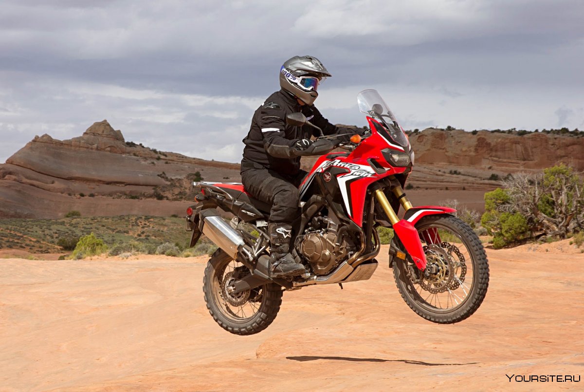 Honda Africa Twin Atas