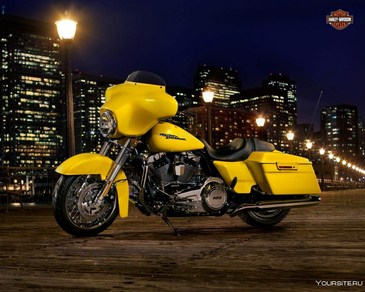 Желтые мотоциклы Харлей Дэвидсон