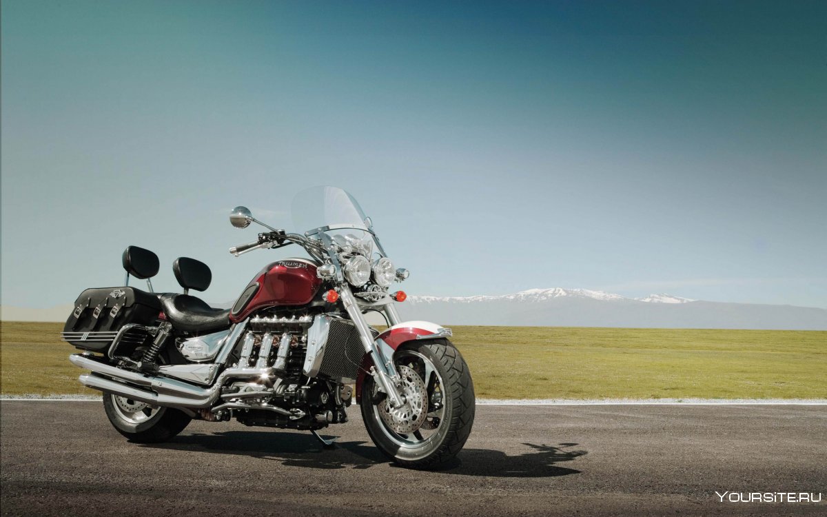 Triumph Rocket III Roadster 2005