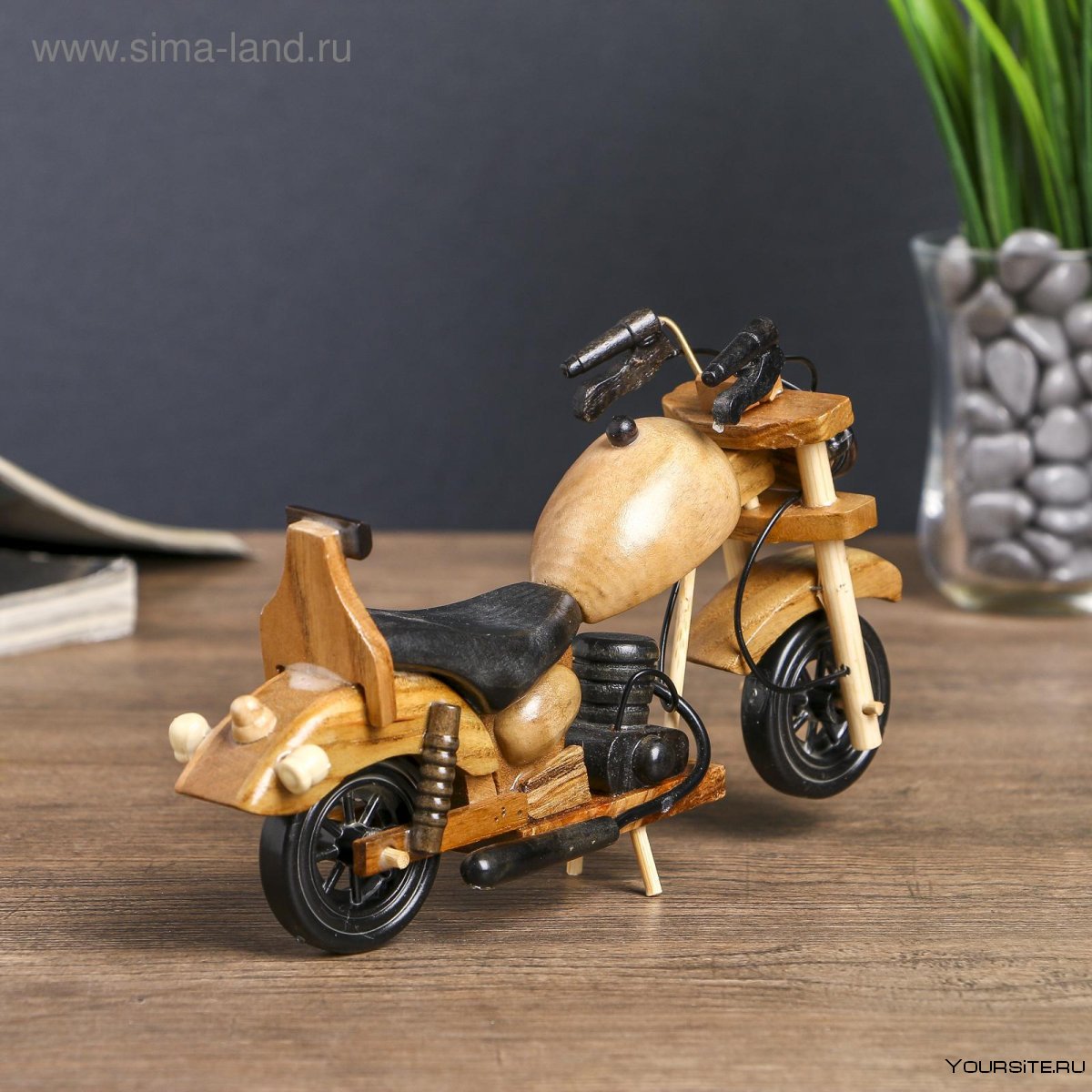Модель мотоцикла из дерева