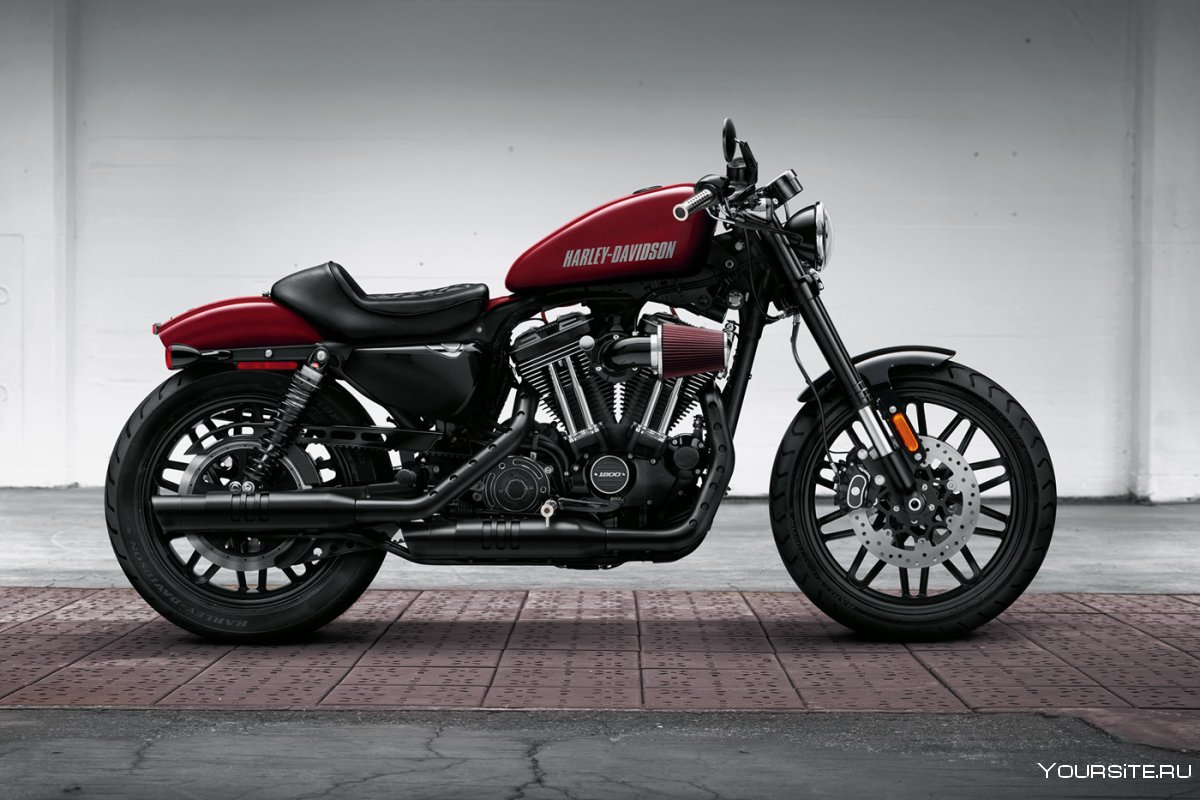 Мотоцикл Harley-Davidson Roadster