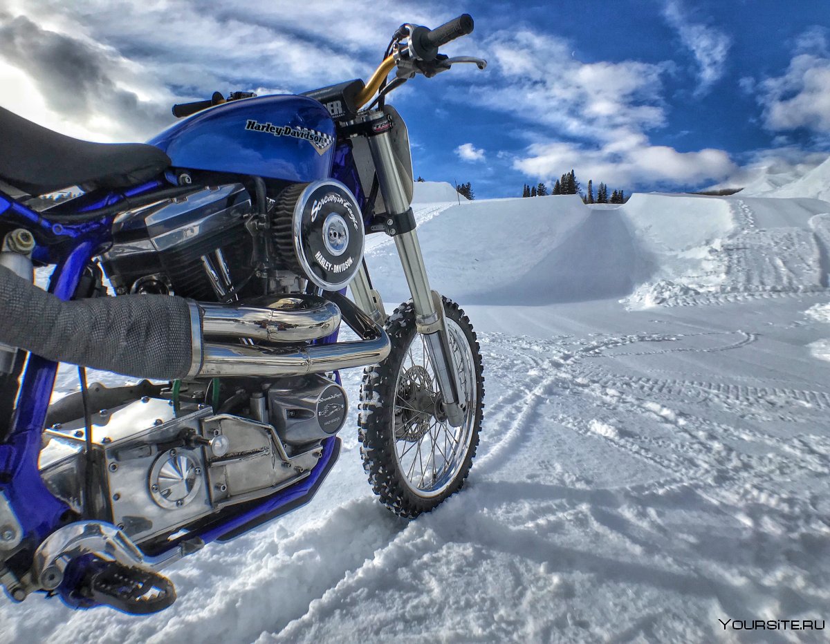 Снежный мотоцикл