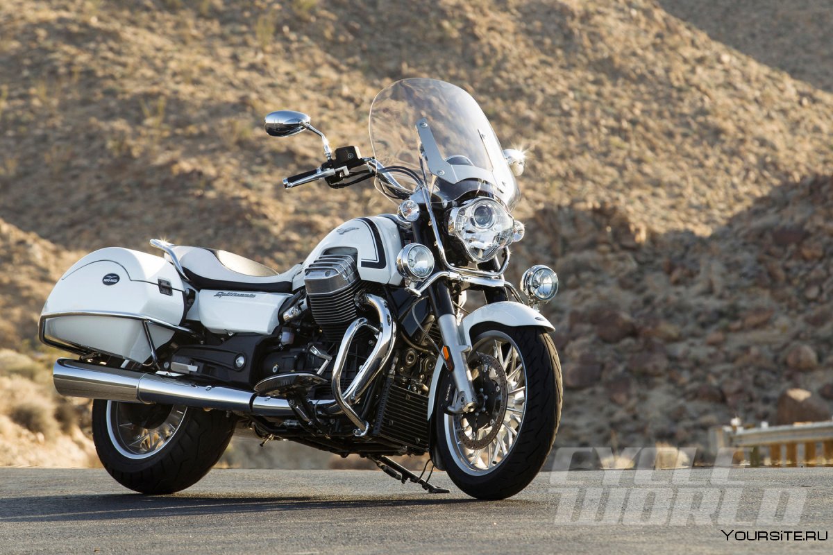 Мотоцикл Moto Guzzi California 2022