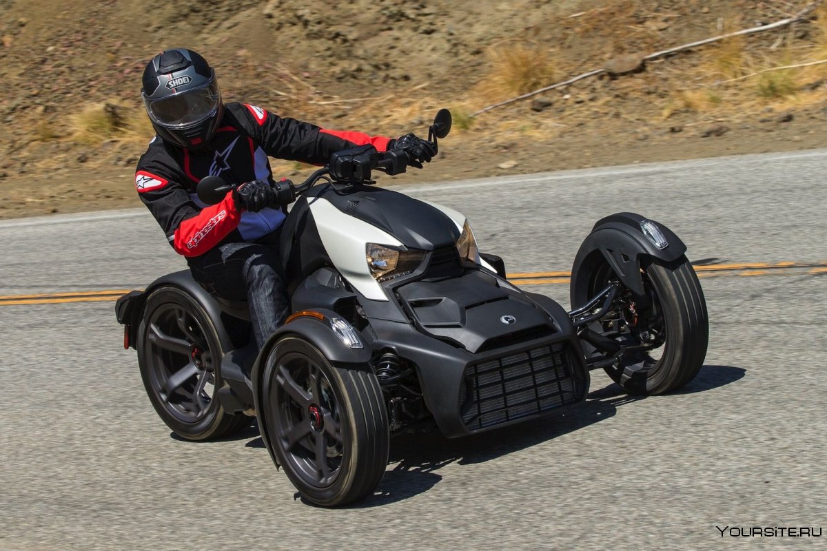 Трицикл can am Spyder RSS