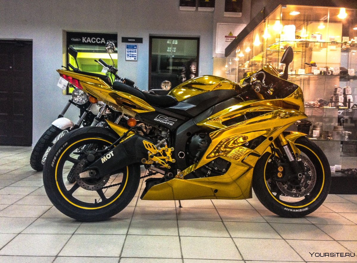 Yamaha r6 золотой черный