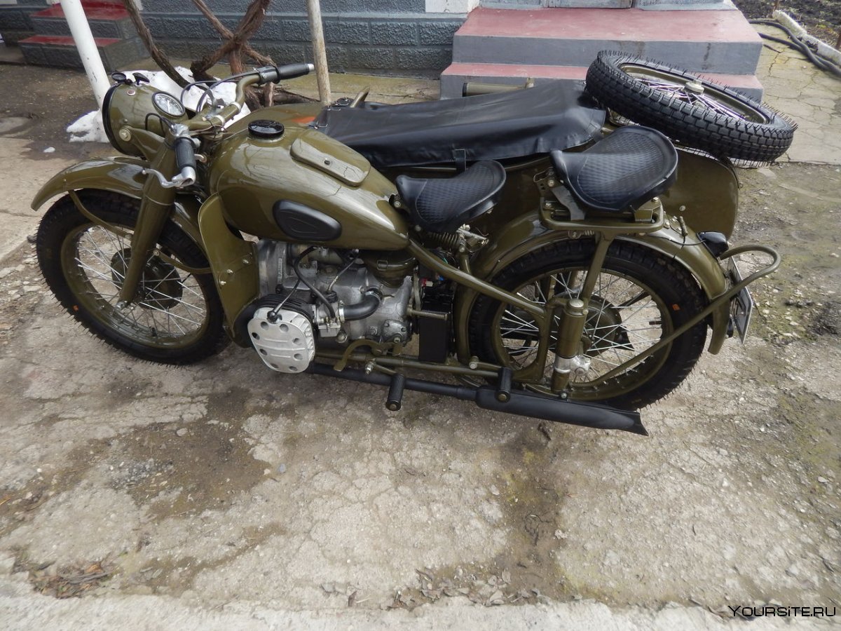 Мотоцикл Урал м 61