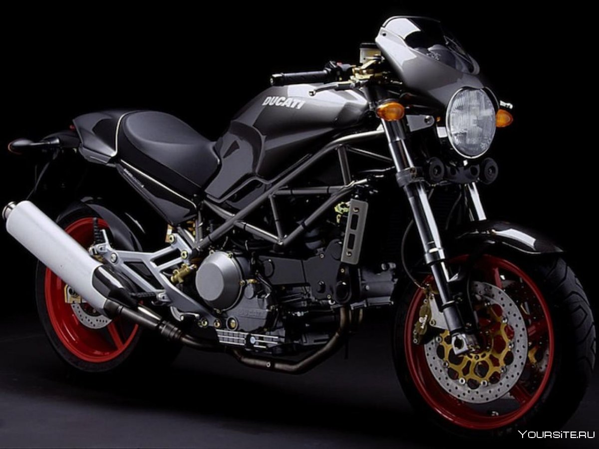 Ducati Monster 900s
