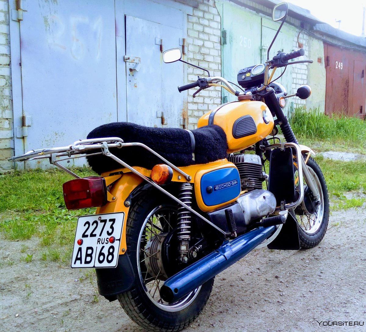 Мотоцикл Восход 3м