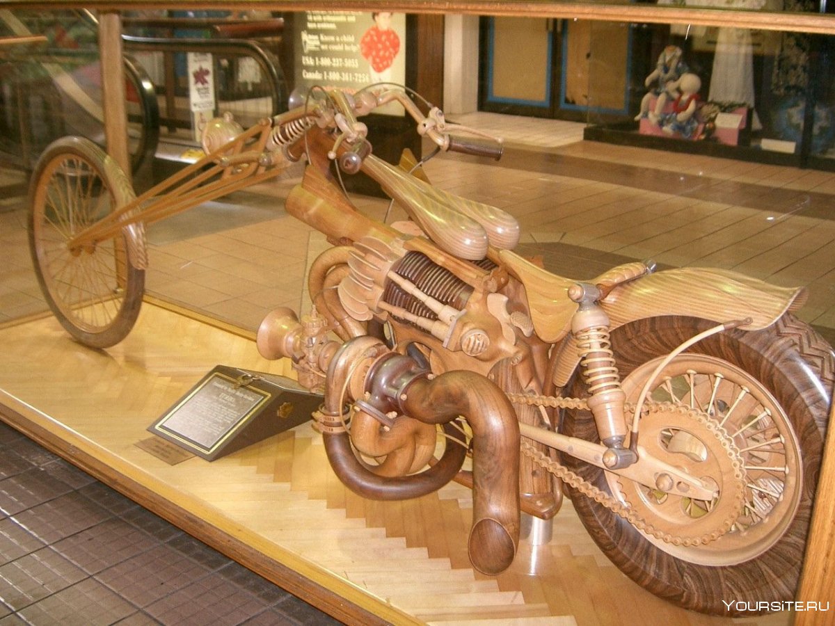 Мотоцикл из дерева игрушка