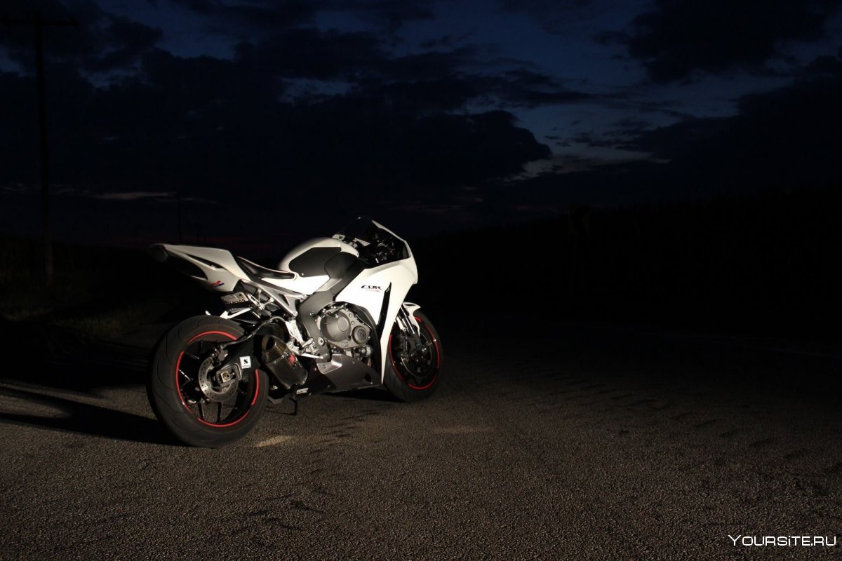 Honda cbr600rr Night