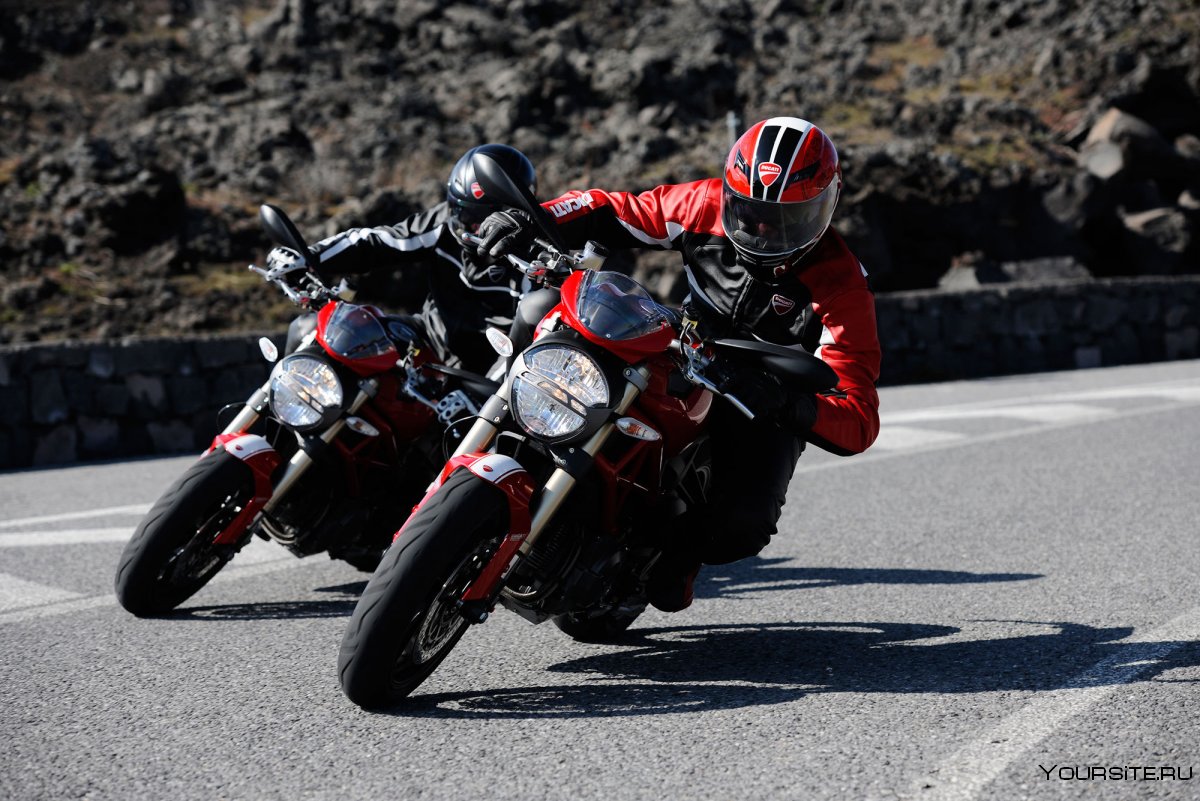 Ducati Monster 1100 тест драйв