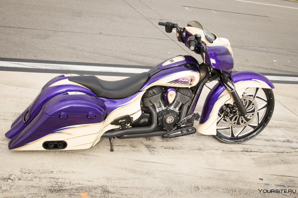 Чоппер Harley Davidson Breakout