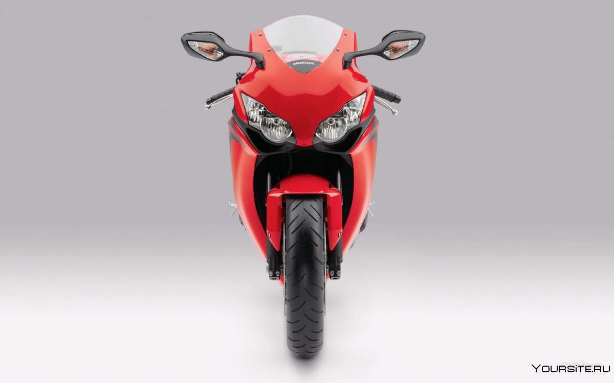 Мотоцикл Honda CBR 1000 вид сзади