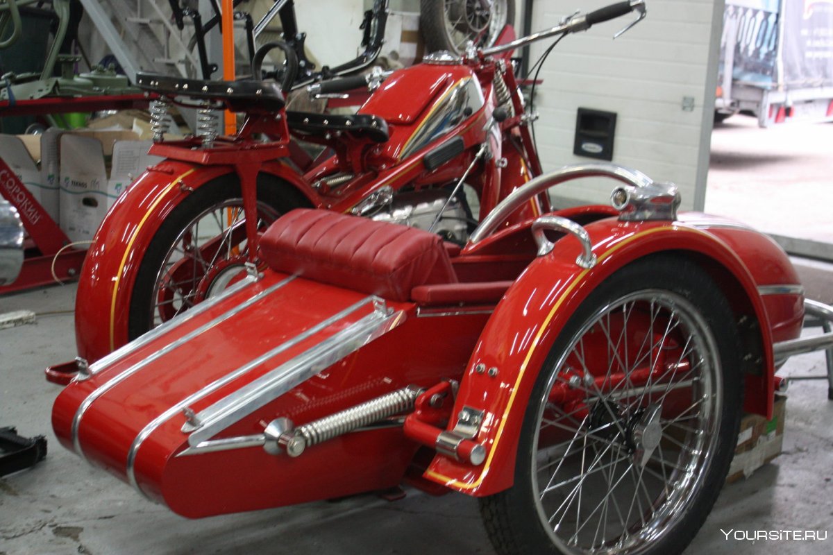 Л-350 мотоцикл красный октябрь