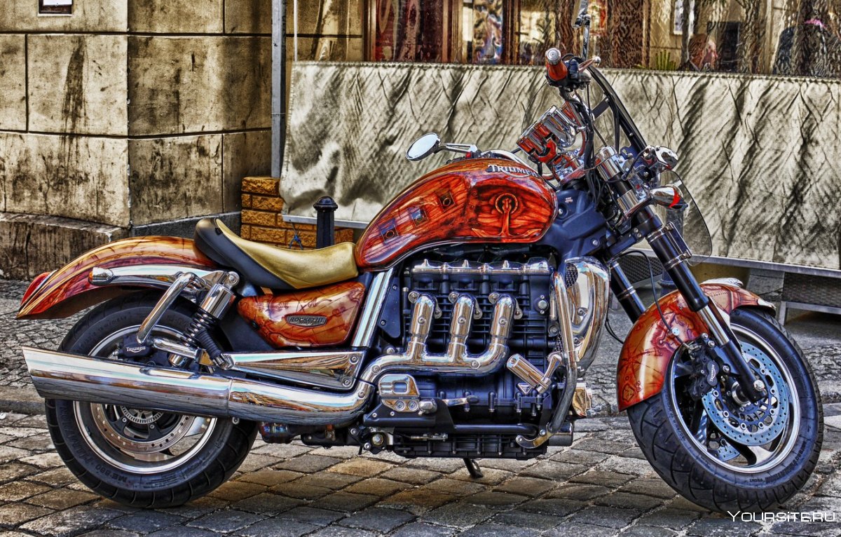 Triumph Rocket III