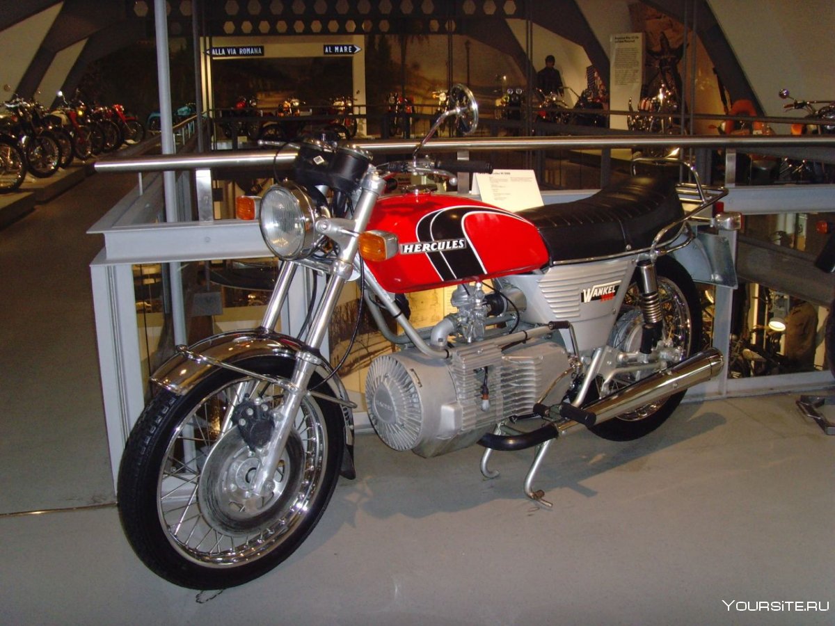 Мотоцикл Геркулес 2000