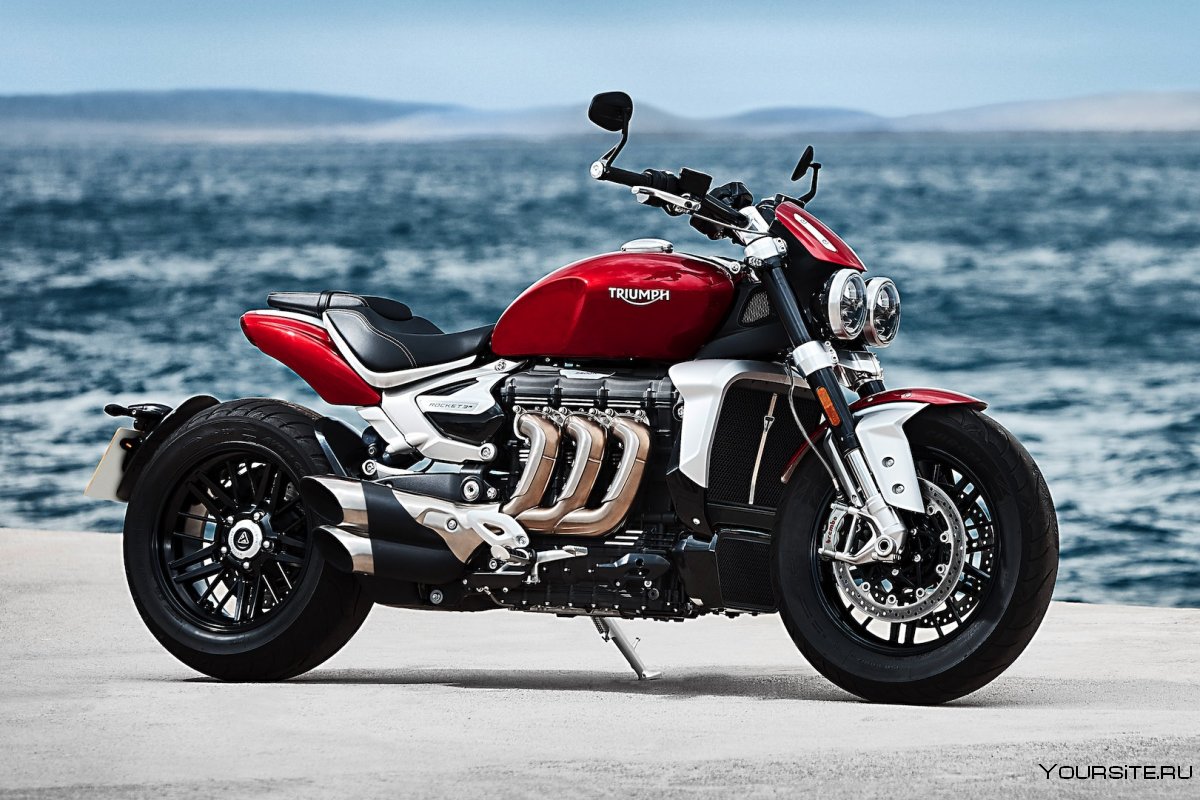 Мотоцикл Triumph Rocket 3