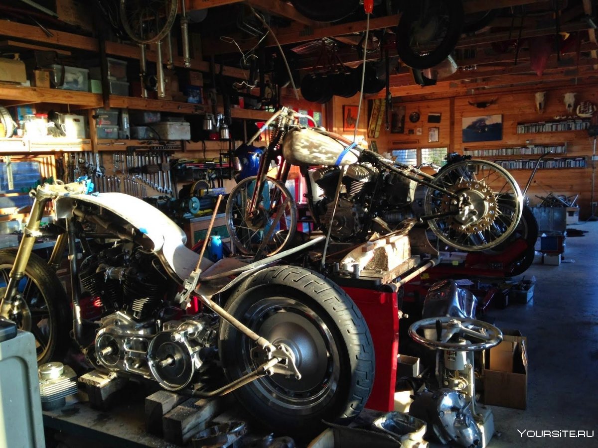 Оборудование гаража для мотоцикла