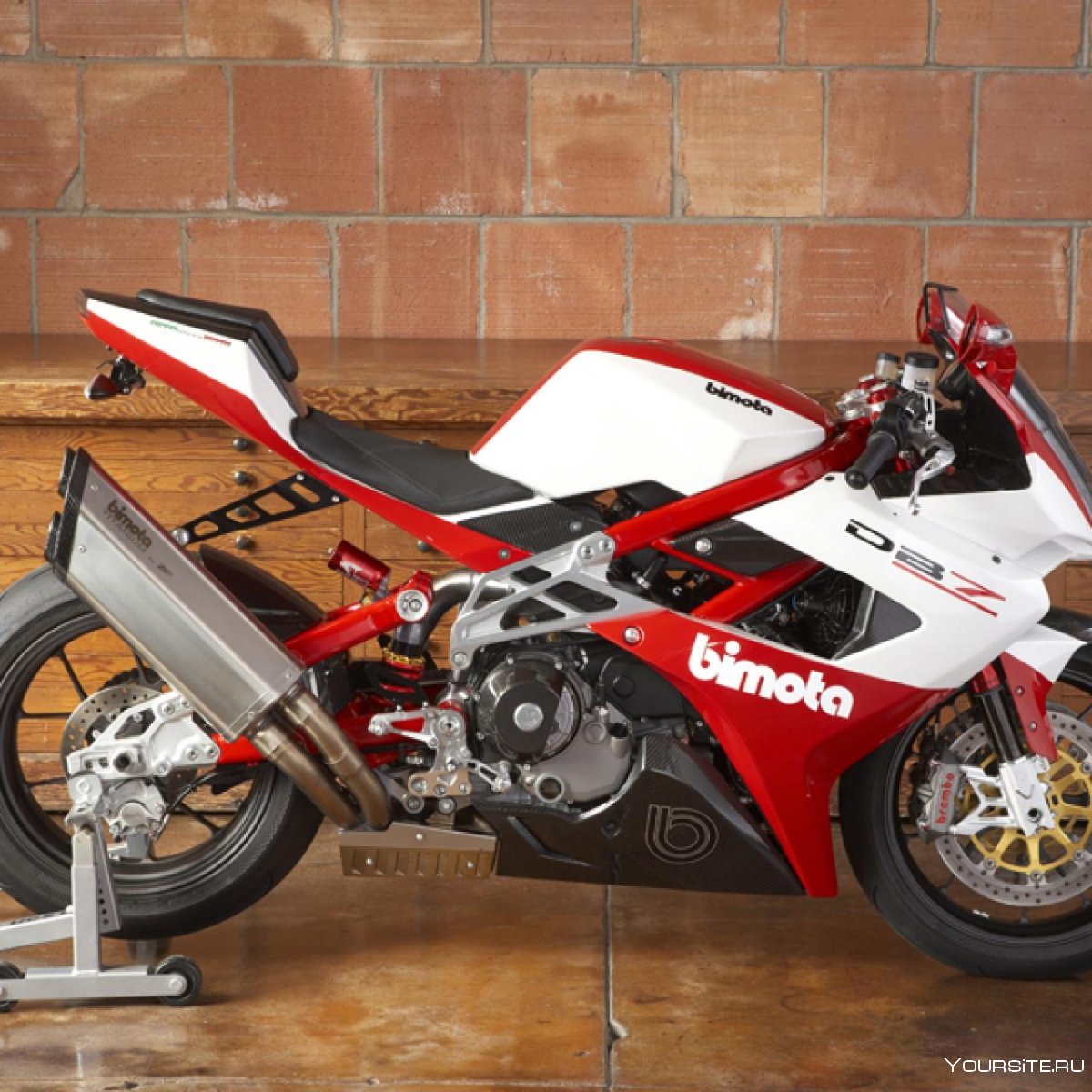 Итальянский мотоцикл Бимота