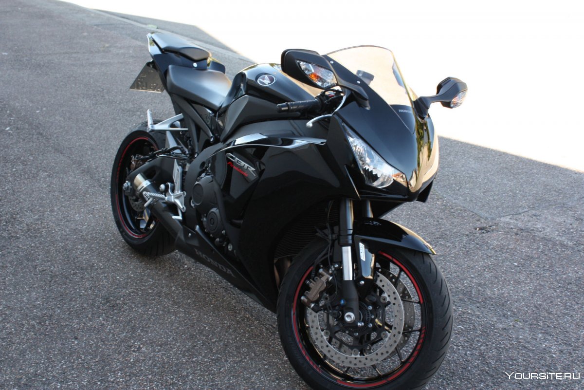 Honda мотоцикл 4 цилиндра спортбайк квадратом фара