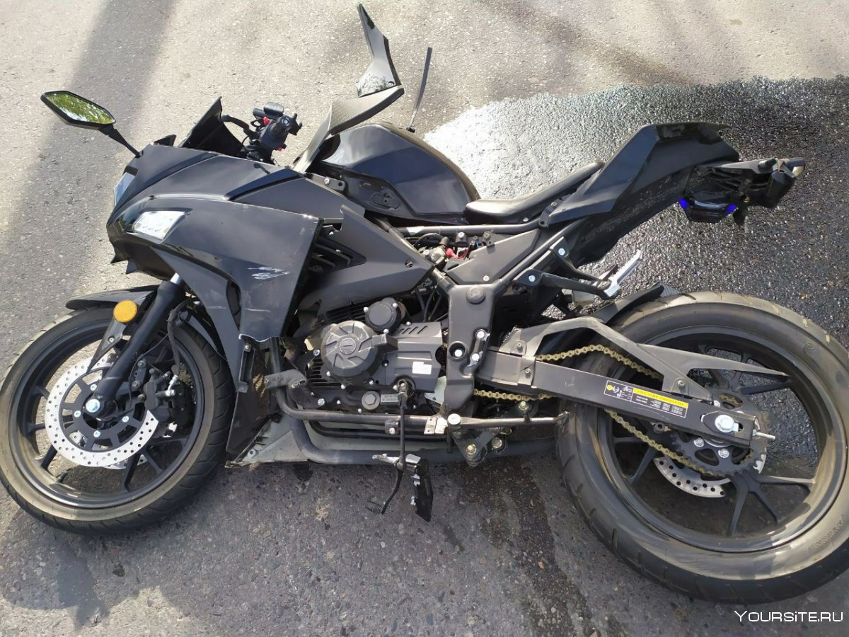 Электромотоцикл Yamaha r3