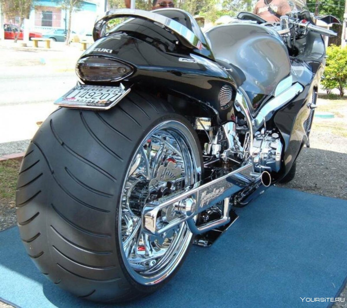 Suzuki gsx1300r Hayabusa кастом