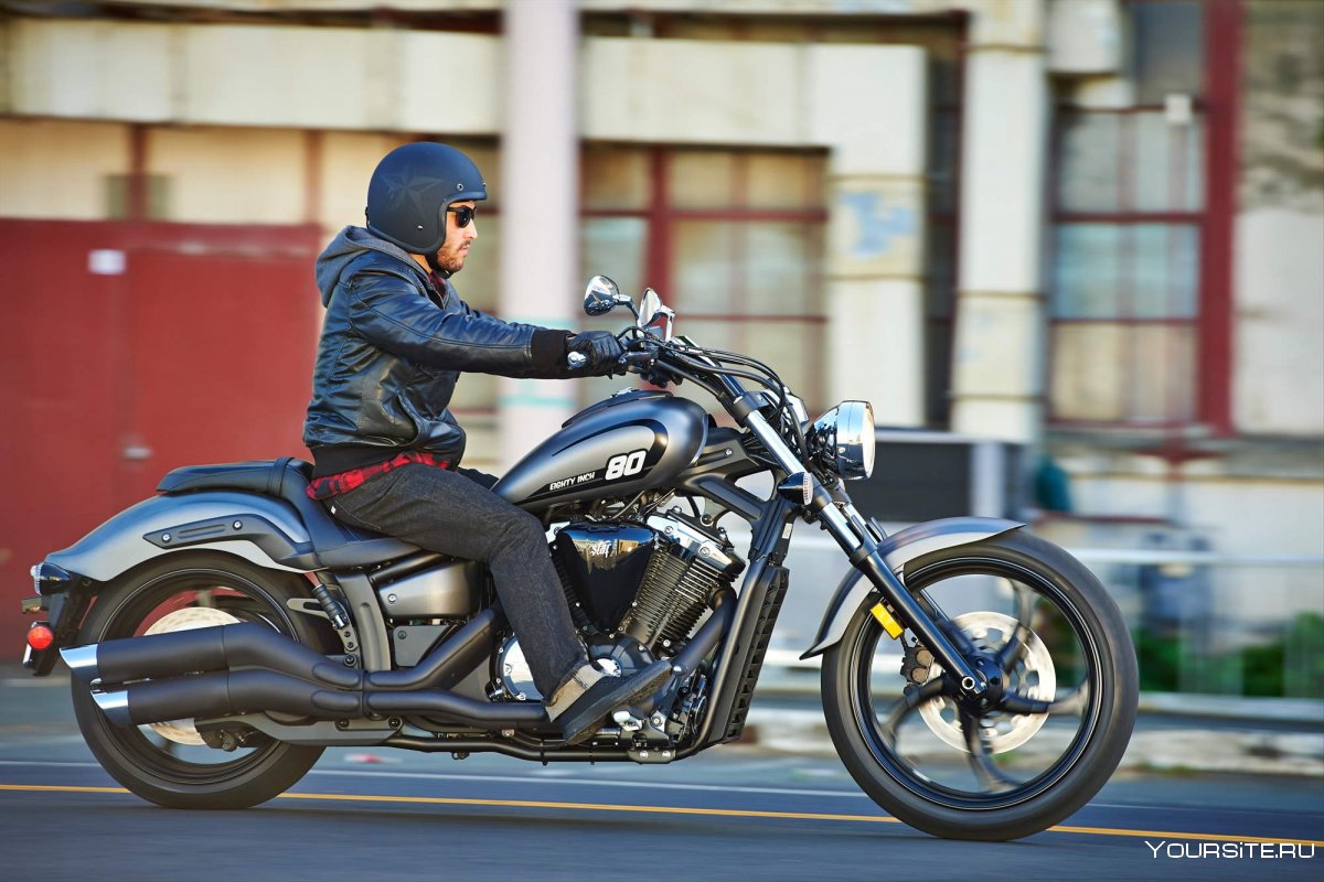 Yamaha XVS 1300 Custom