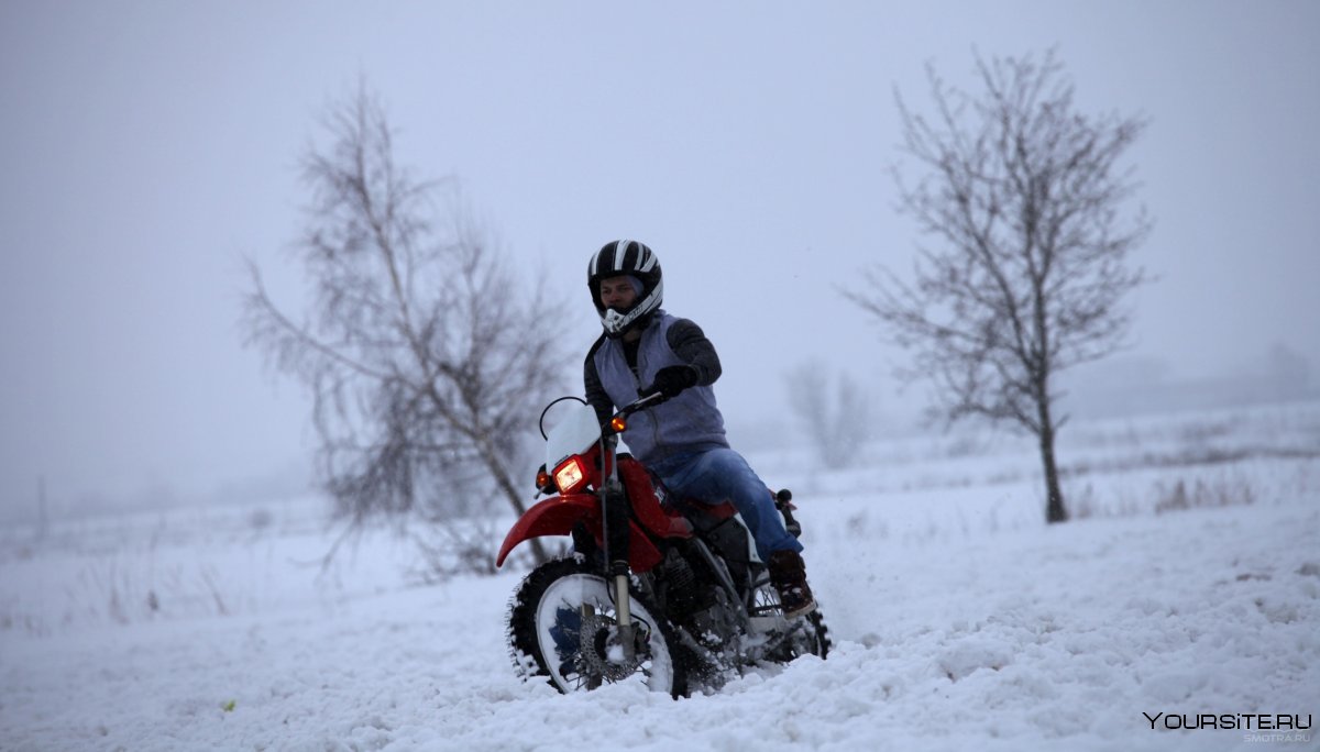 Девушки и мотоциклы зима