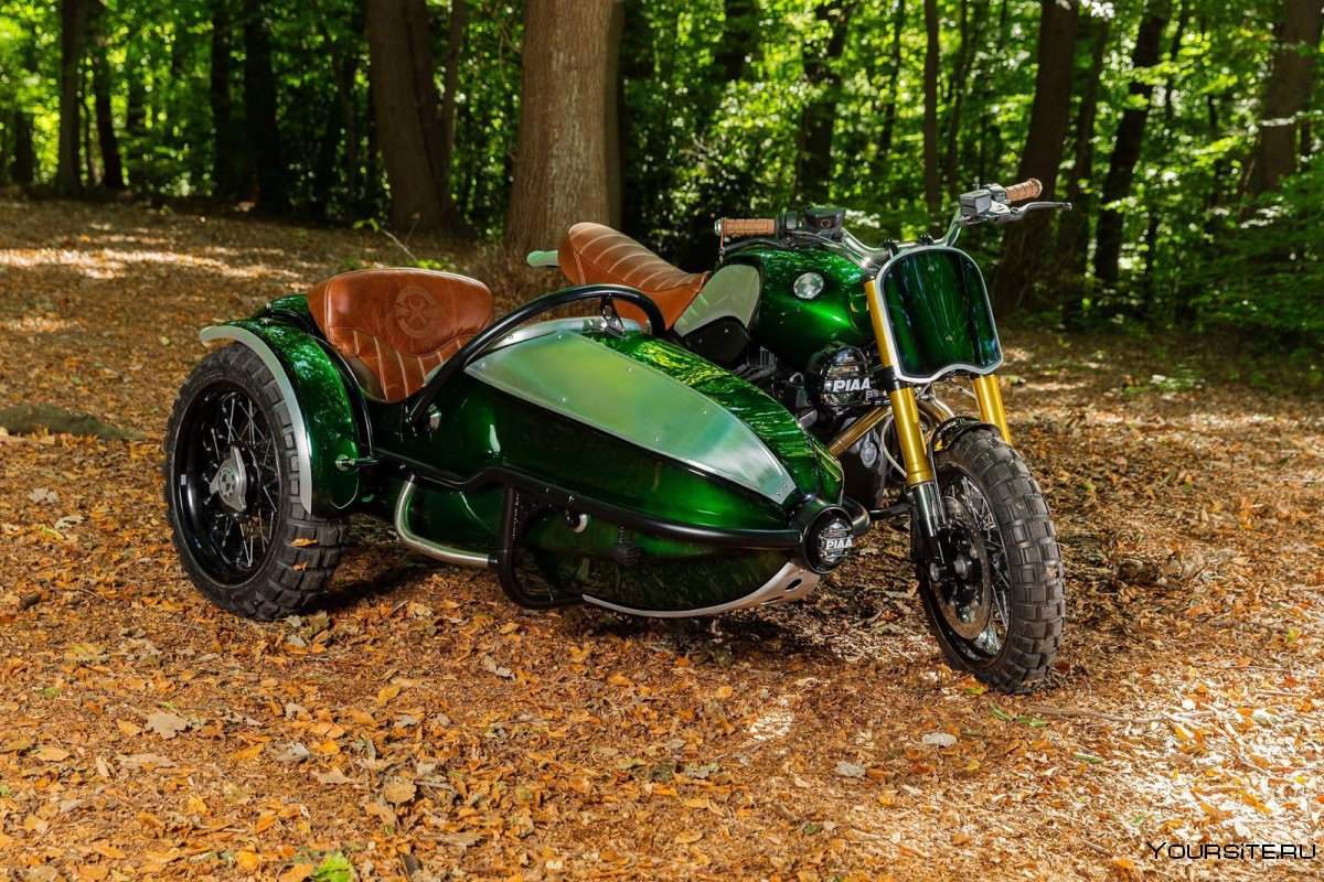 Мотоцикл Урал зеленый