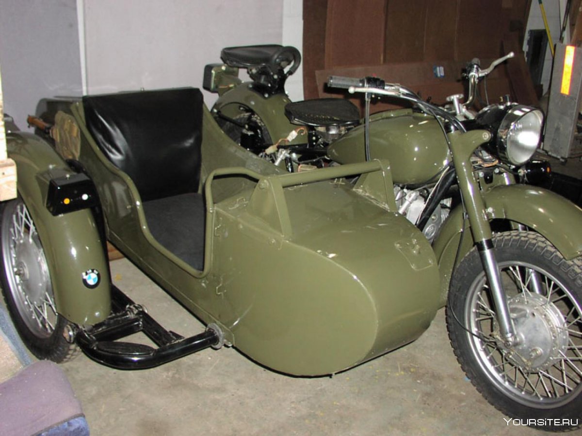 Мотоцикл Урал 61зелёный с коляской