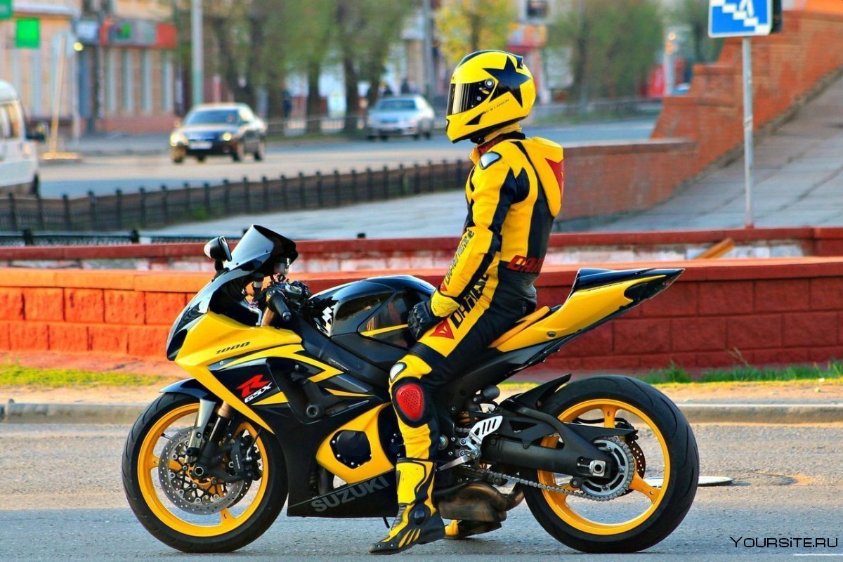 Honda cb1000r водитель