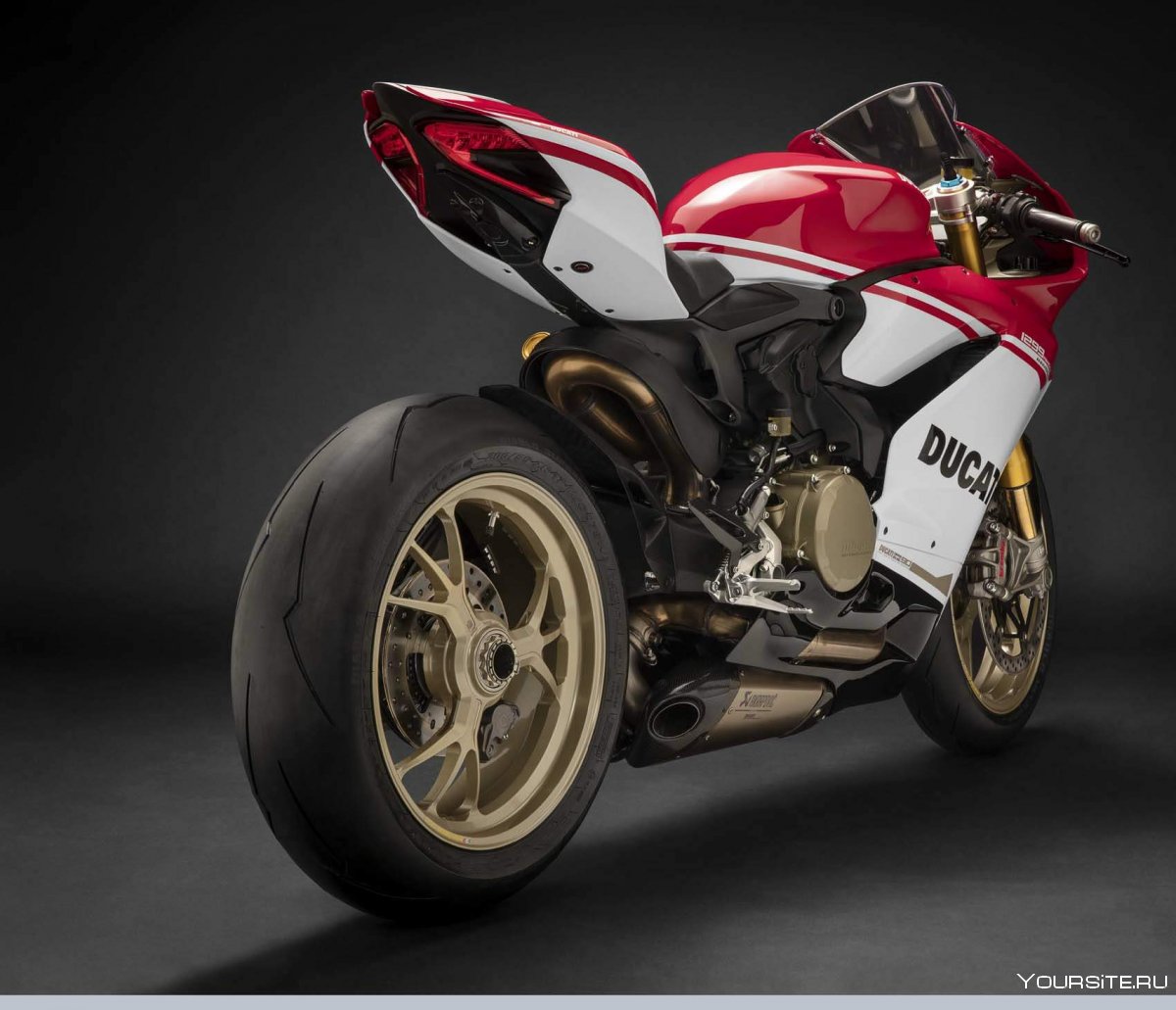 Мотоцикл Ducati Panigale v4