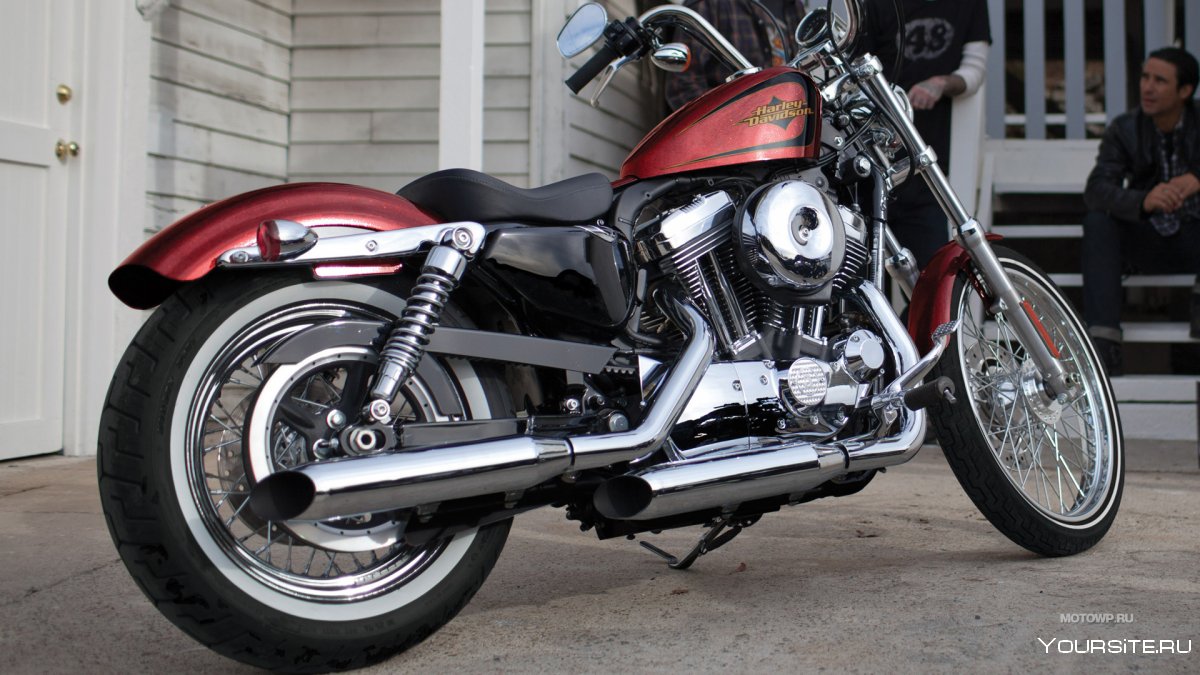 Харлей Дэвидсон Sportster 883