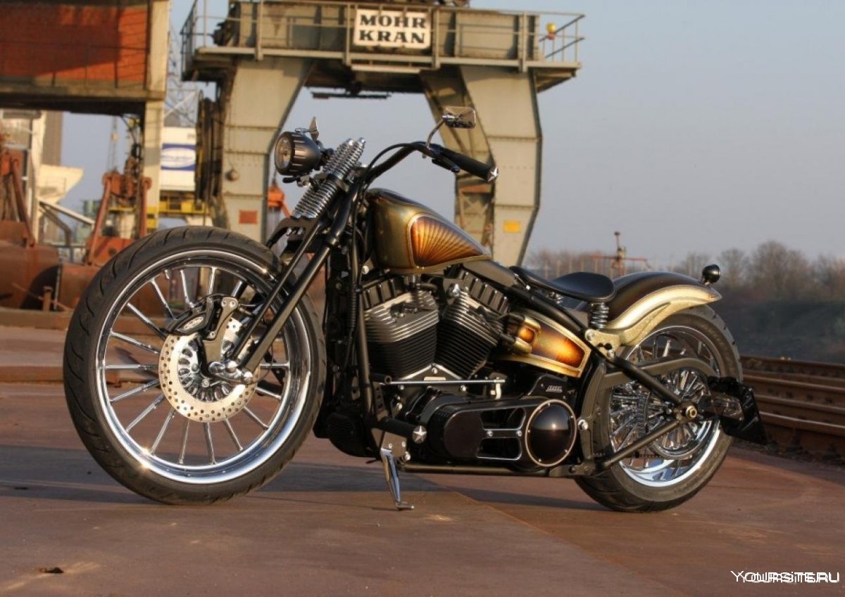 Мотоциклы Harley Davidson Breakout Custom