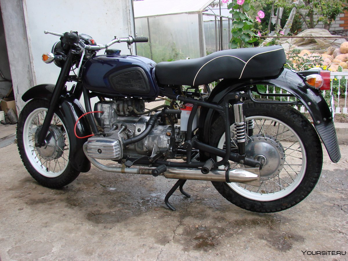Мотоцикл Днепр МТ 10-36