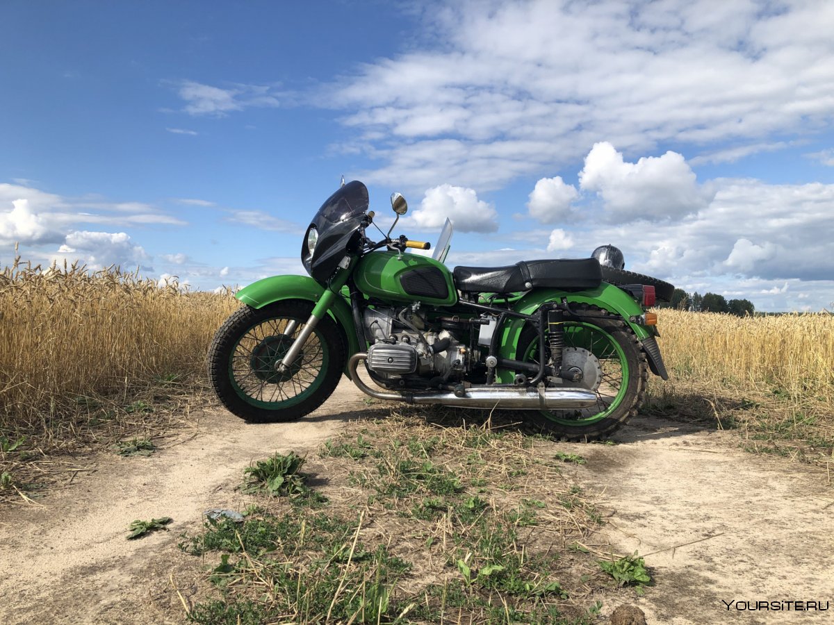 Мотоцикл Днепр МТ 10