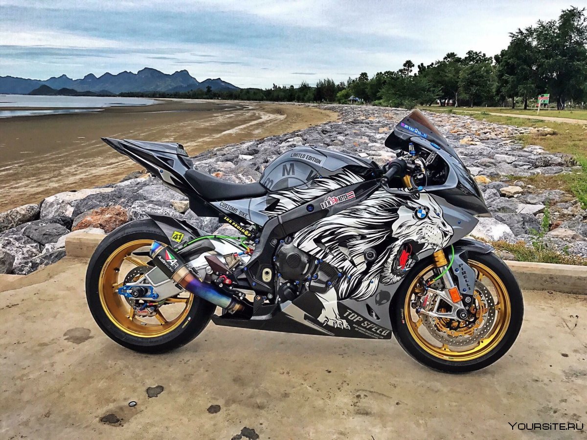 Спортбайк БМВ s1000rr