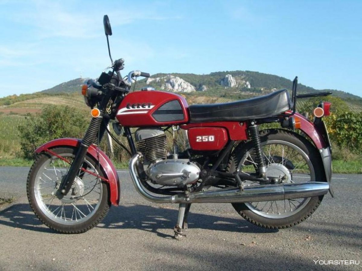 Мотоцикл ЧЗ 250