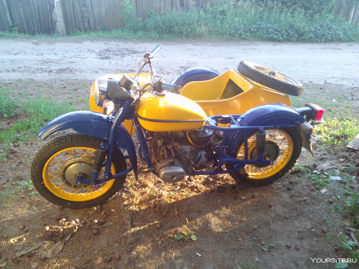 Мотоцикл Урал м75