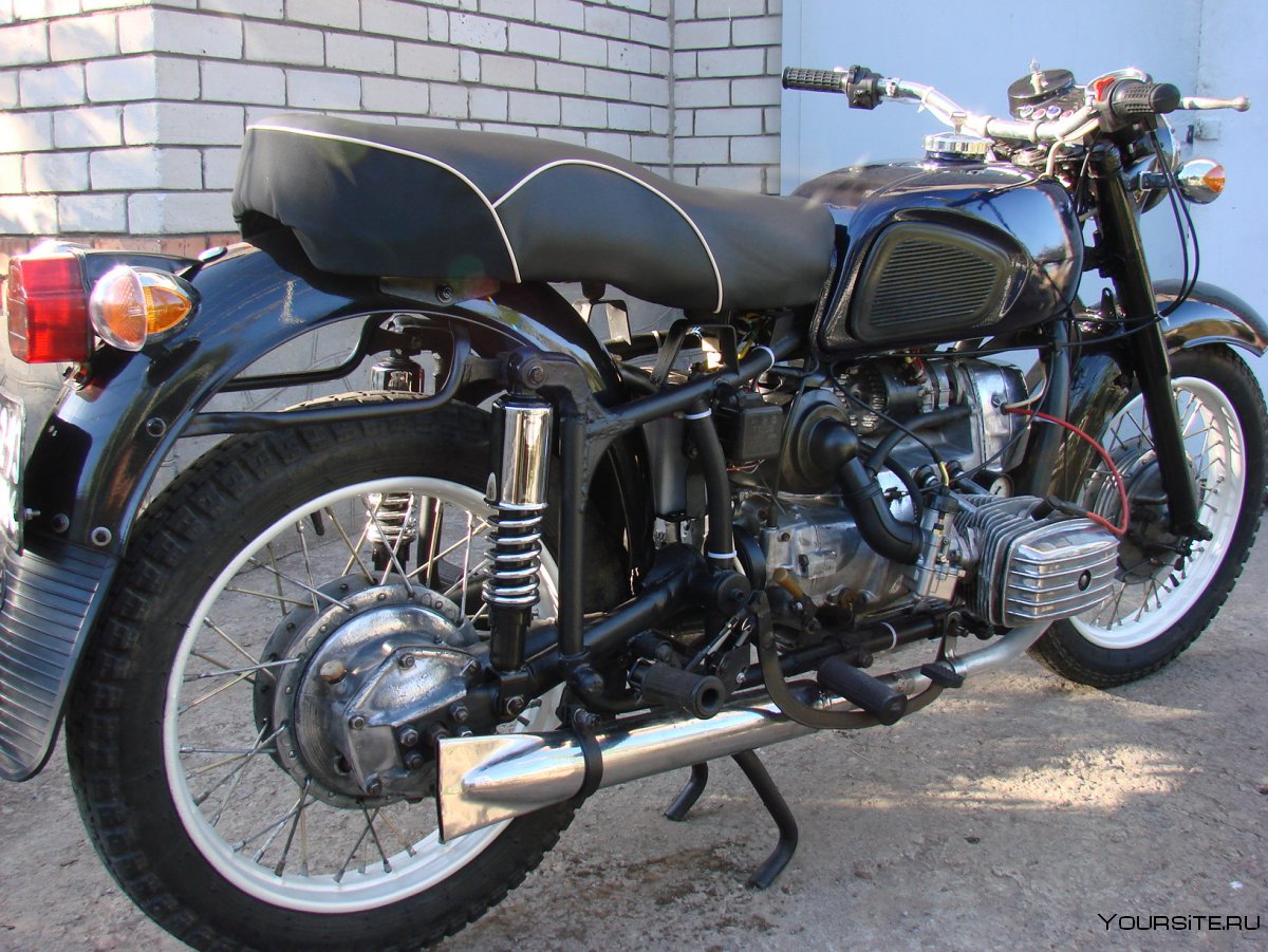 Мотоцикл Урал реставрированный