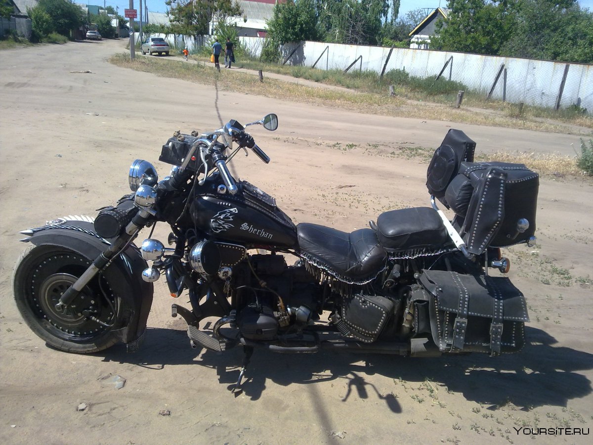 Мотоцикл Урал кафе рейсер