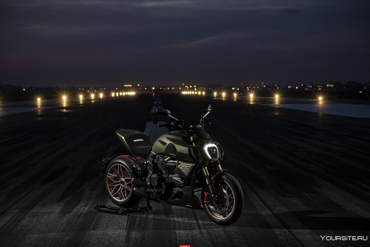 Ducati Diavel XS 2021