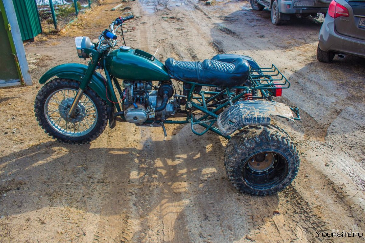Мотоцикл Урал 1954 года выпуска