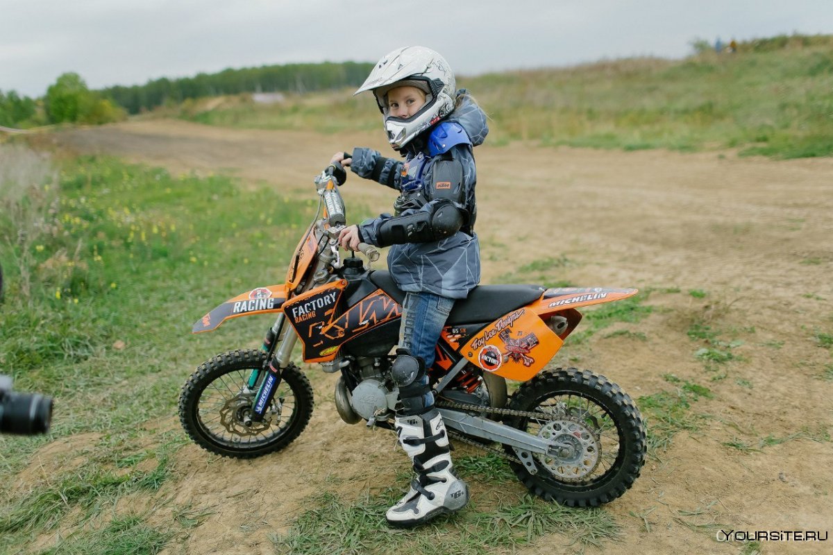 Детский мотоцикл КТМ 125 кубиков