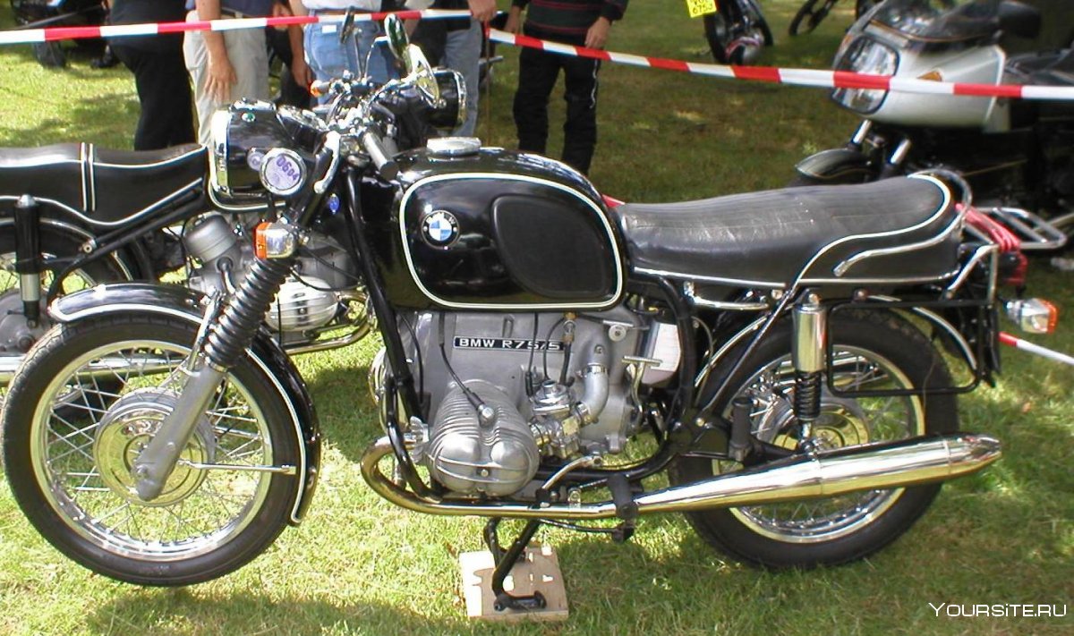 Старые оппозитные мотоциклы BMW