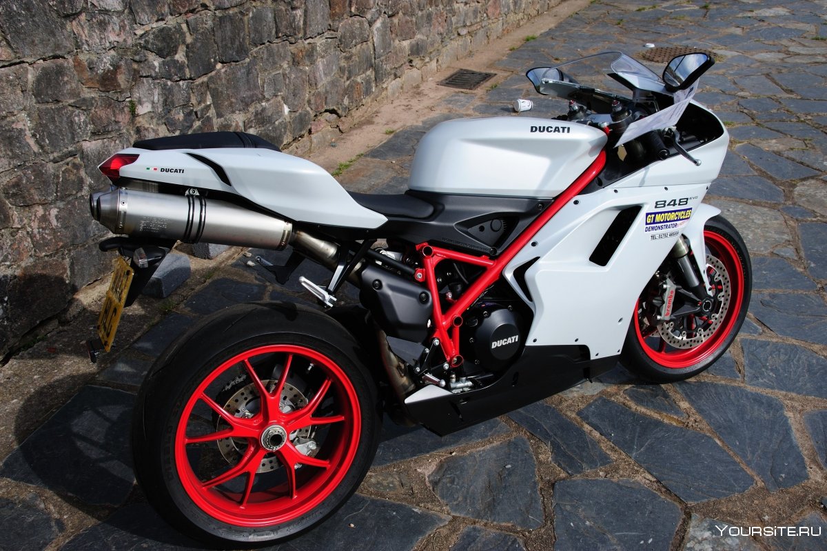 Электромотоцикл Ducati 848